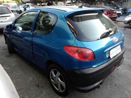 Vehiculo en el desguace: PEUGEOT 206 BERLINA XS