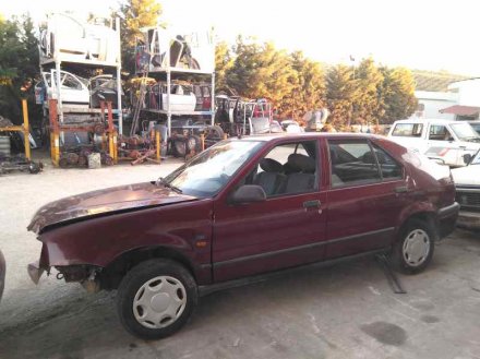 Vehiculo en el desguace: RENAULT 19 (B/C/L53) B5305