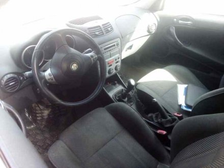 Vehiculo en el desguace: ALFA ROMEO 147 (190) 1.6 T.Spark ECO Progression