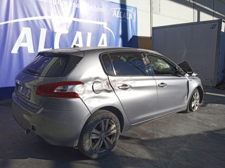 Vehiculo en el desguace: PEUGEOT 308 GT Line