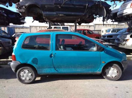 Vehiculo en el desguace: RENAULT TWINGO (CO6) 1.2 (C066/67/68)