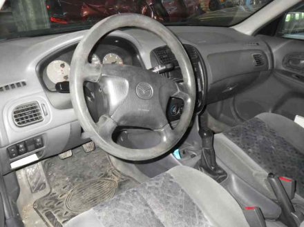 Vehiculo en el desguace: MAZDA 323 BERLINA F/S (BJ) 2.0 D F GLX