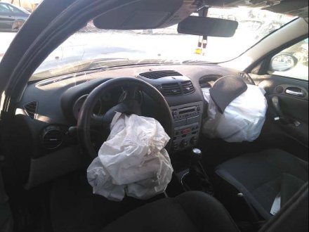 Vehiculo en el desguace: ALFA ROMEO 147 (190) 1.9 JTD Distinctive