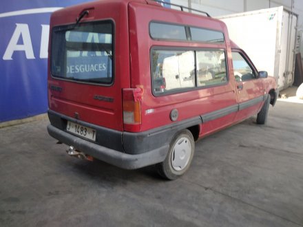 Vehiculo en el desguace: RENAULT RAPID/EXPRESS (F40) 1.9 Diesel
