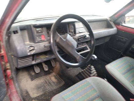 Vehiculo en el desguace: RENAULT RAPID/EXPRESS (F40) 1.9 Diesel