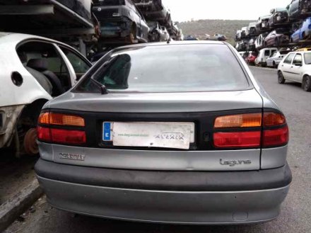 Vehiculo en el desguace: RENAULT LAGUNA (B56) 1.6 16V RT