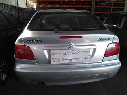 Vehiculo en el desguace: CITROEN XSARA BERLINA 1.6i 16V SX