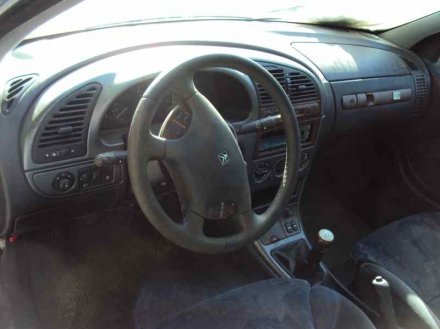 Vehiculo en el desguace: CITROEN XSARA BERLINA 1.6 16V Tonic