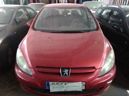 Vehiculo en el desguace: PEUGEOT 307 (S1) XR Clim