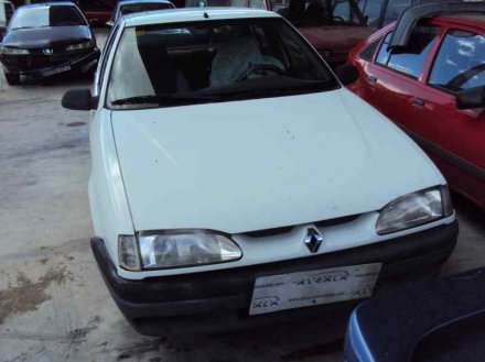 Vehiculo en el desguace: RENAULT 19 (B/C/L53) *