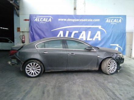 Vehiculo en el desguace: OPEL INSIGNIA BERLINA Cosmo