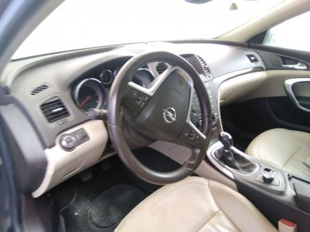 Vehiculo en el desguace: OPEL INSIGNIA BERLINA Cosmo
