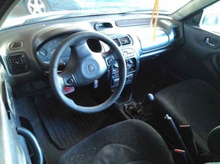 Vehiculo en el desguace: MG ROVER SERIE 200 (RF) 220 D (3-ptas.)