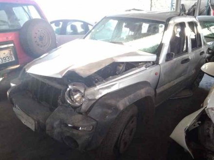 Vehiculo en el desguace: CHRYSLER JEEP CHEROKEE (KJ) 2.5 CRD Básico