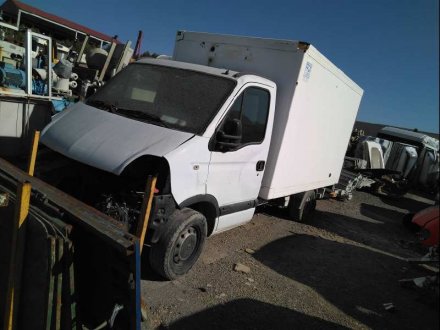 Vehiculo en el desguace: RENAULT MASTER II PHASE 2 COMBI Combi 2t8 L1 9 - Plazas