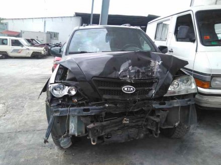 Vehiculo en el desguace: KIA SORENTO 2.5 CRDi EX