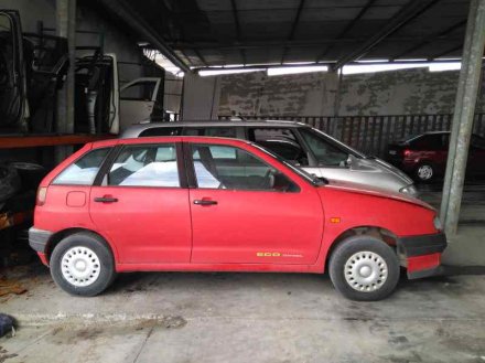 Vehiculo en el desguace: SEAT IBIZA (6K) Básico