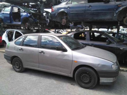 Vehiculo en el desguace: SEAT CORDOBA BERLINA (6K2) SX (1997->)