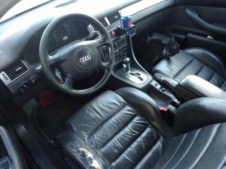 Vehiculo en el desguace: AUDI A6 BERLINA (4B2) 2.5 TDI