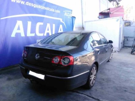 Vehiculo en el desguace: VOLKSWAGEN PASSAT BERLINA (3C2) Advance