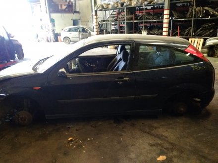 Vehiculo en el desguace: FORD FOCUS BERLINA (CAK) Ambiente