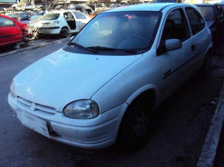 Vehiculo en el desguace: OPEL CORSA B Sport