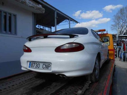 Vehiculo en el desguace: HYUNDAI COUPE (J2) 1.6 FX Coupe