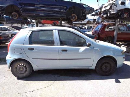 Vehiculo en el desguace: FIAT PUNTO BERLINA (188) 1.2 8V Active