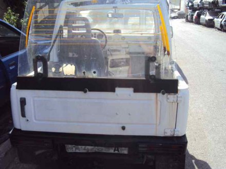 Vehiculo en el desguace: SUZUKI SAMURAI SJ-410 *