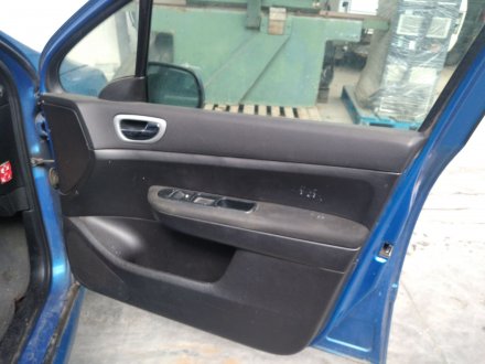 Vehiculo en el desguace: PEUGEOT 307 BREAK / SW (S1) SW PACK