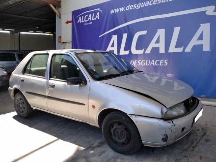 Vehiculo en el desguace: FORD FIESTA BERLINA Básico