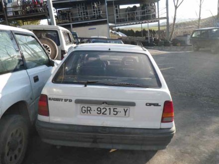 Vehiculo en el desguace: OPEL KADETT E GLS Berlina