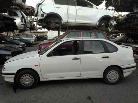 Vehiculo en el desguace: SEAT CORDOBA BERLINA (6K2) CLX