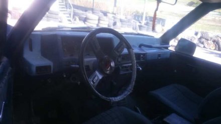 Vehiculo en el desguace: NISSAN PATROL (K/W160) Familiar (W160)