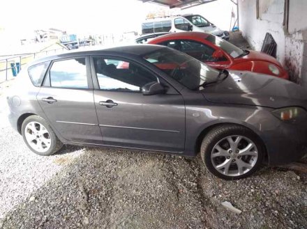 Vehiculo en el desguace: MAZDA 3 BERLINA (BK) 1.6 CRDT Active