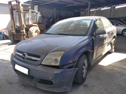 Vehiculo en el desguace: OPEL VECTRA C BERLINA Club