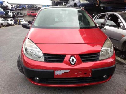 Vehiculo en el desguace: RENAULT SCENIC II Authentique