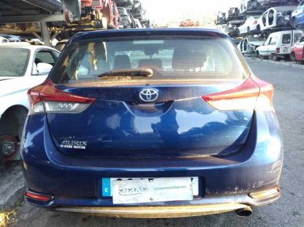 Vehiculo en el desguace: TOYOTA AURIS Active