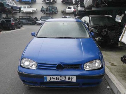 Vehiculo en el desguace: VOLKSWAGEN GOLF IV BERLINA (1J1) Básico