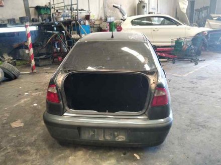Vehiculo en el desguace: SEAT CORDOBA BERLINA (6K2) Stella