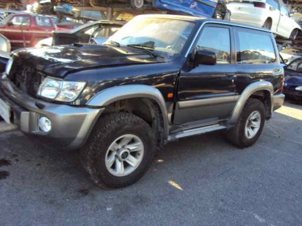 Vehiculo en el desguace: NISSAN PATROL GR (Y61) LE