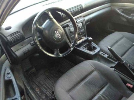 Vehiculo en el desguace: AUDI A4 BERLINA (B5) 1.9 TDI