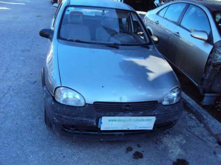Vehiculo en el desguace: OPEL CORSA B Swing