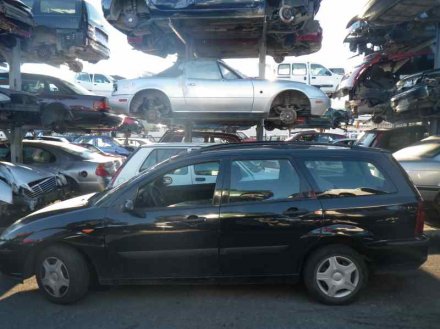 Vehiculo en el desguace: FORD FOCUS BERLINA (CAK) Ambiente