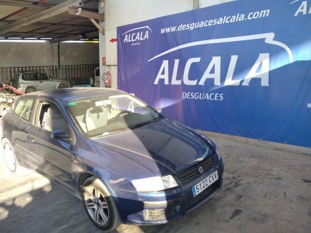 Vehiculo en el desguace: FIAT STILO (192) 1.9 JTD / 1.9 JTD 115 Dynamic