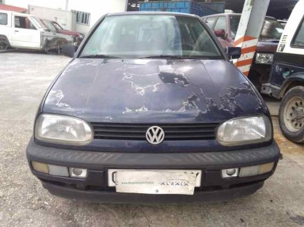 Vehiculo en el desguace: VOLKSWAGEN GOLF III BERLINA (1H1) S