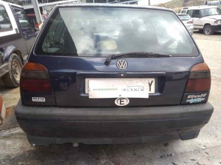 Vehiculo en el desguace: VOLKSWAGEN GOLF III BERLINA (1H1) S