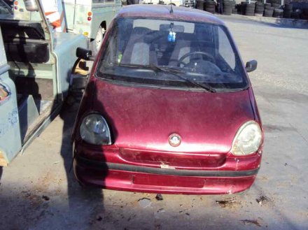 Vehiculo en el desguace: AIXAM 400 *