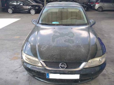 Vehiculo en el desguace: OPEL VECTRA B BERLINA Básico (1999->)