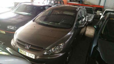 Vehiculo en el desguace: PEUGEOT 307 (S1) XS